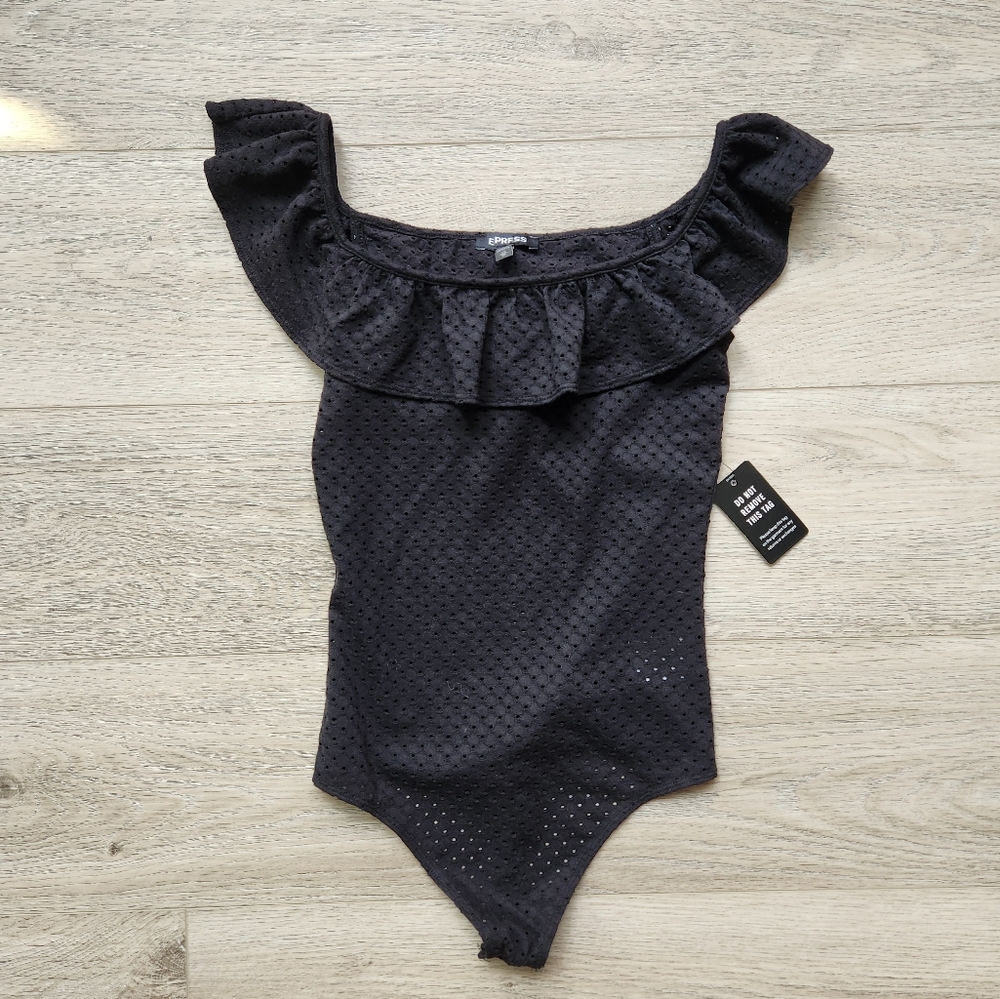 Express Black Eyelet Ruffle Bodysuit Womens Xs Off The Shoulder